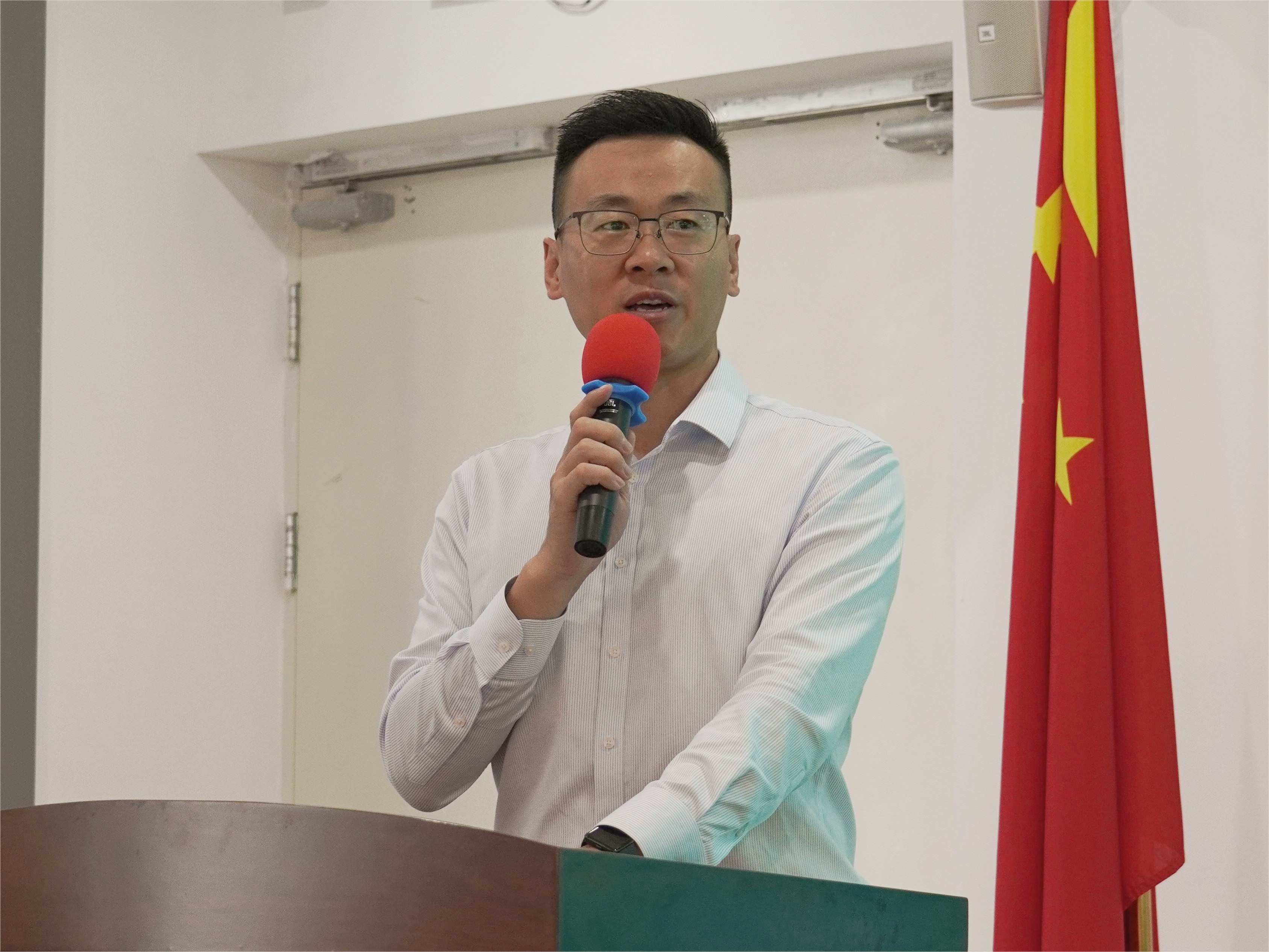 康衆時(shí)代：“關愛(ài)兒(ér)童健康發育，一(yī)起向未來(lái)”公益捐贈正式啓動