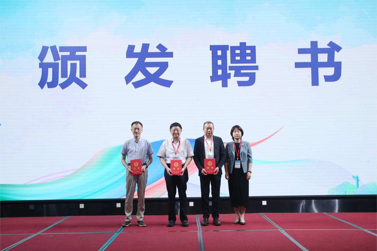 康衆時(shí)代： 完善藥品循證學依據，助力中醫(yī)藥守護兒(ér)童健康