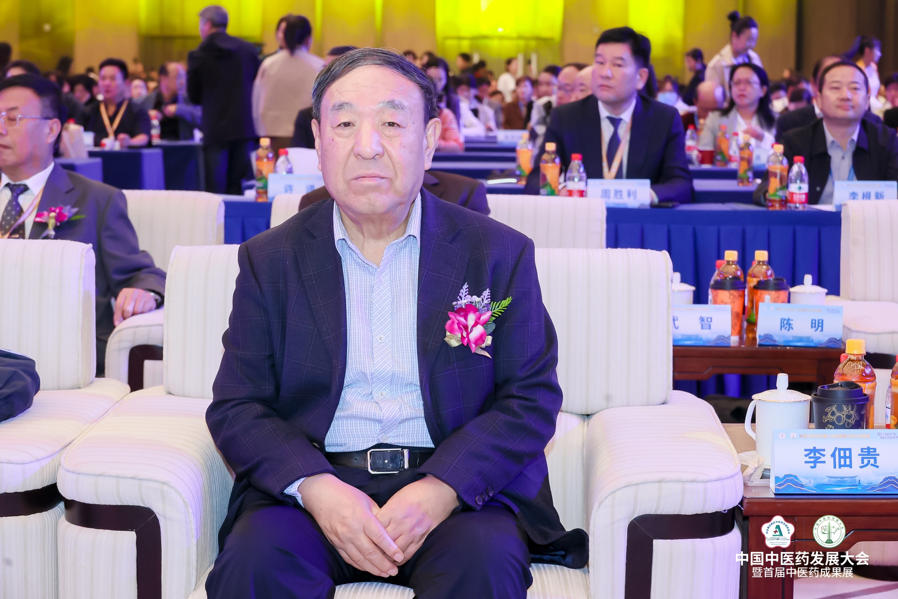 康衆集團與雄促會(huì)達成戰略合作(zuò)，正式成為(wèi)副會(huì)長(cháng)單位，攜手助力中醫(yī)藥高(gāo)質量發展！