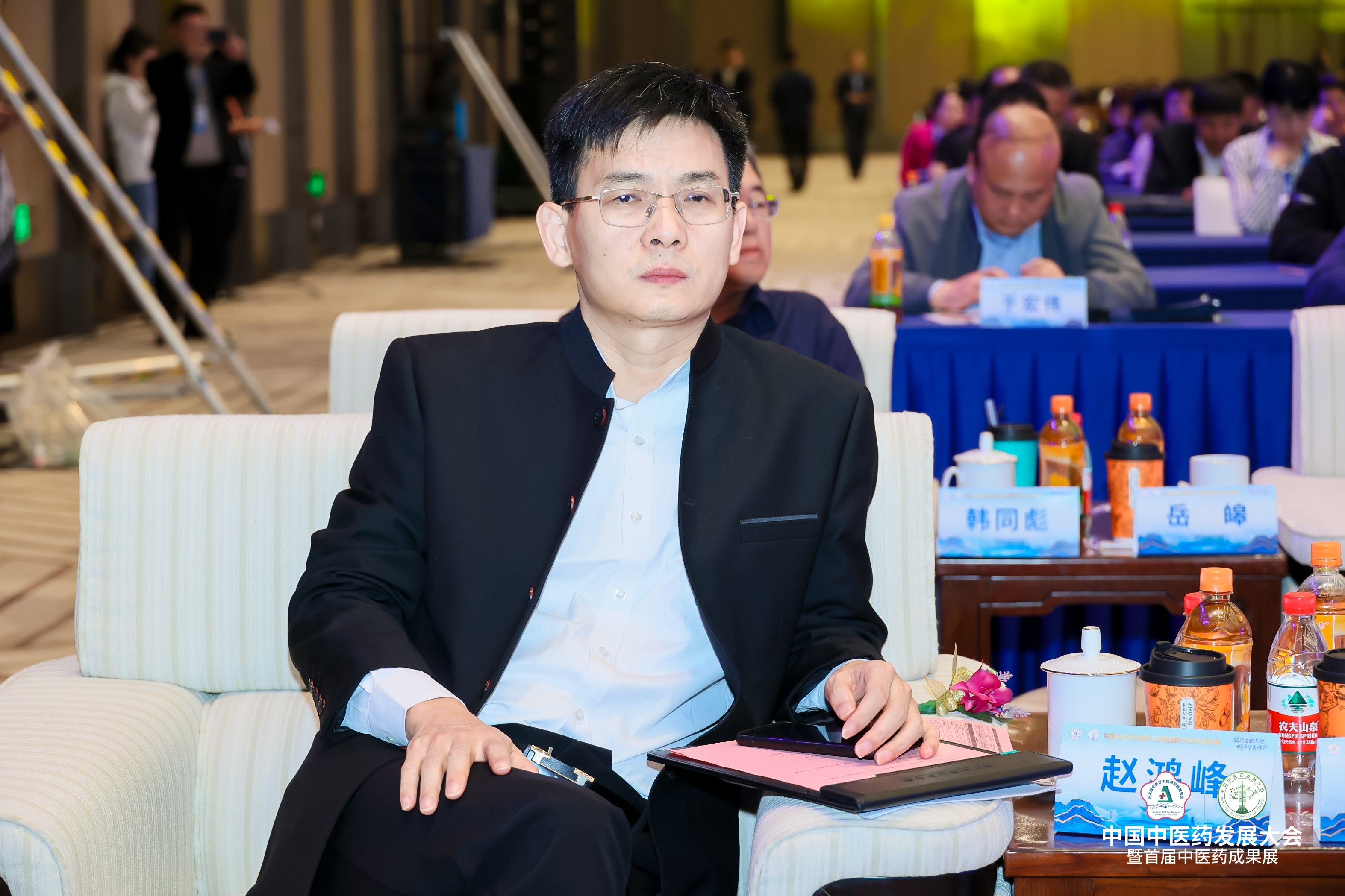 康衆集團與雄促會(huì)達成戰略合作(zuò)，正式成為(wèi)副會(huì)長(cháng)單位，攜手助力中醫(yī)藥高(gāo)質量發展！