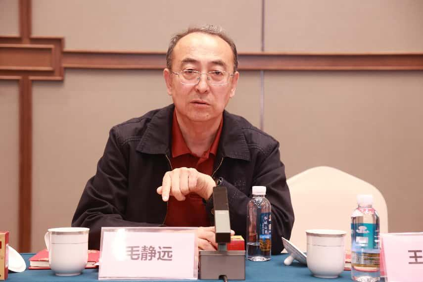 《心寶丸臨床應用(yòng)專家(jiā)共識》第一(yī)次專家(jiā)討(tǎo)論會(huì)順利召開(kāi)